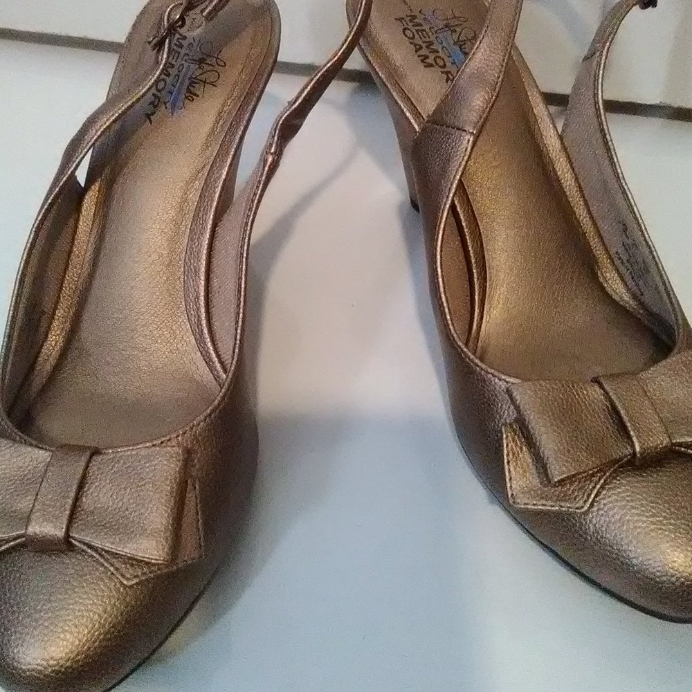 Life Stride Kitten Heels 7.5